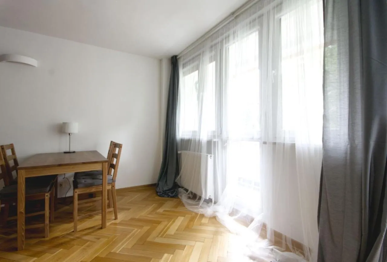 Aleja 3 Maja 7B By Homeprime Warszawa Polen